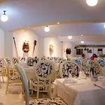 Sandy Hotel 4*