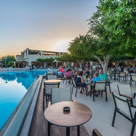 Sandy فندق مارماري