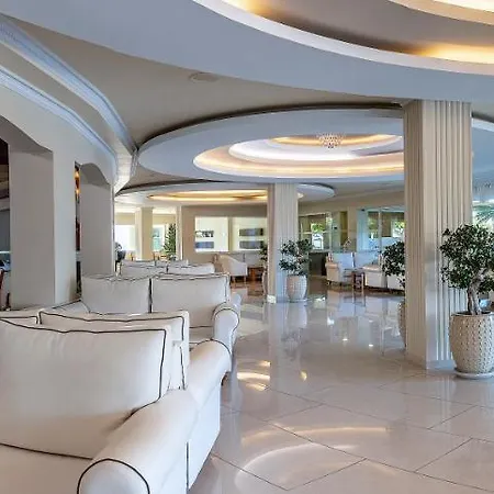 Sandy مارماري