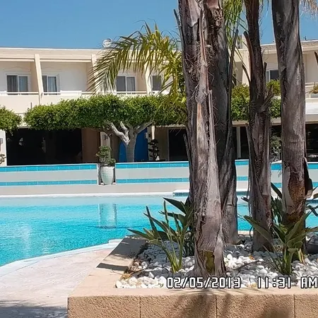 Sandy مارماري