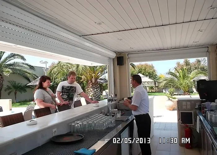 Sandy Мармари