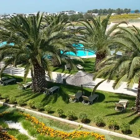 Sandy Hotel