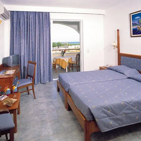 Sandy Hotel 4*