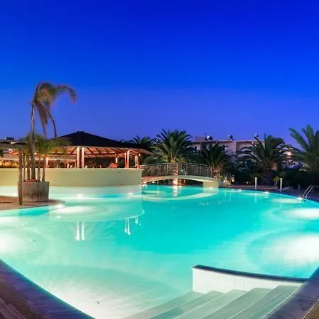 Sandy ホテル マルマリ