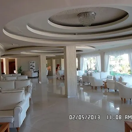 Sandy Hotel